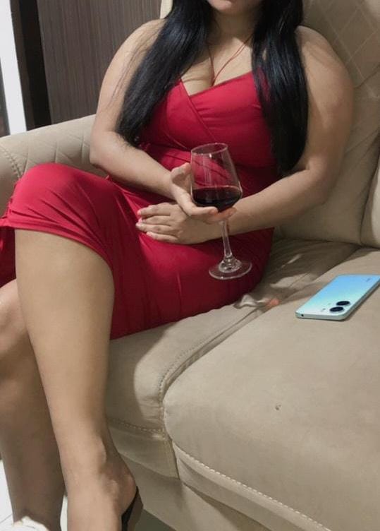 hot call girls in Kanpur